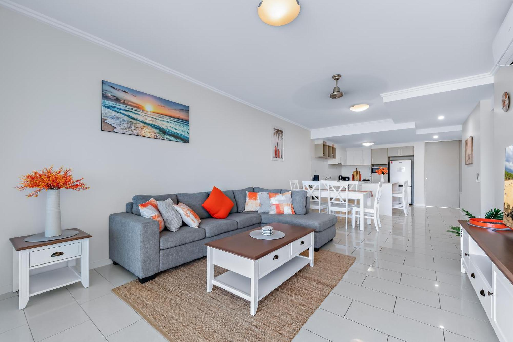 Airlie Summit Apartments Airlie Beach Exterior photo